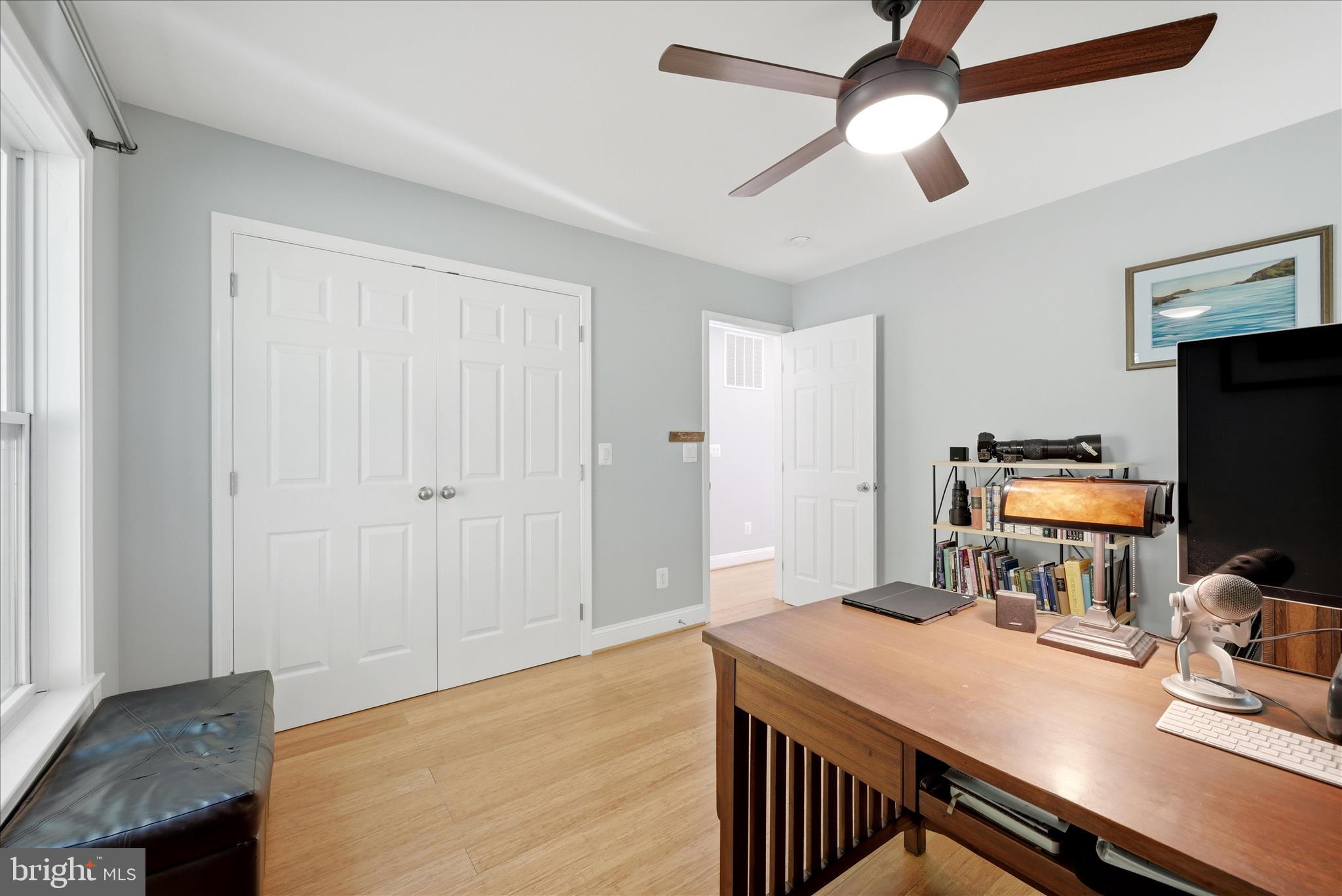 500 Delicious Road Linden, VA 22642 - Photo 24 of 80 a view of a workspace with furniture