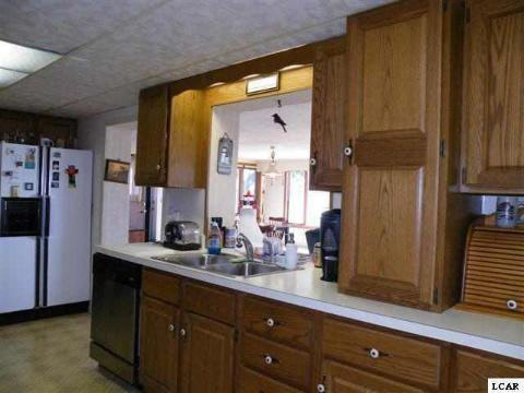 8776 Cherry Point Road Manitou Beach, MI 49253 - Photo 6 of 12 951859-5.JPG
