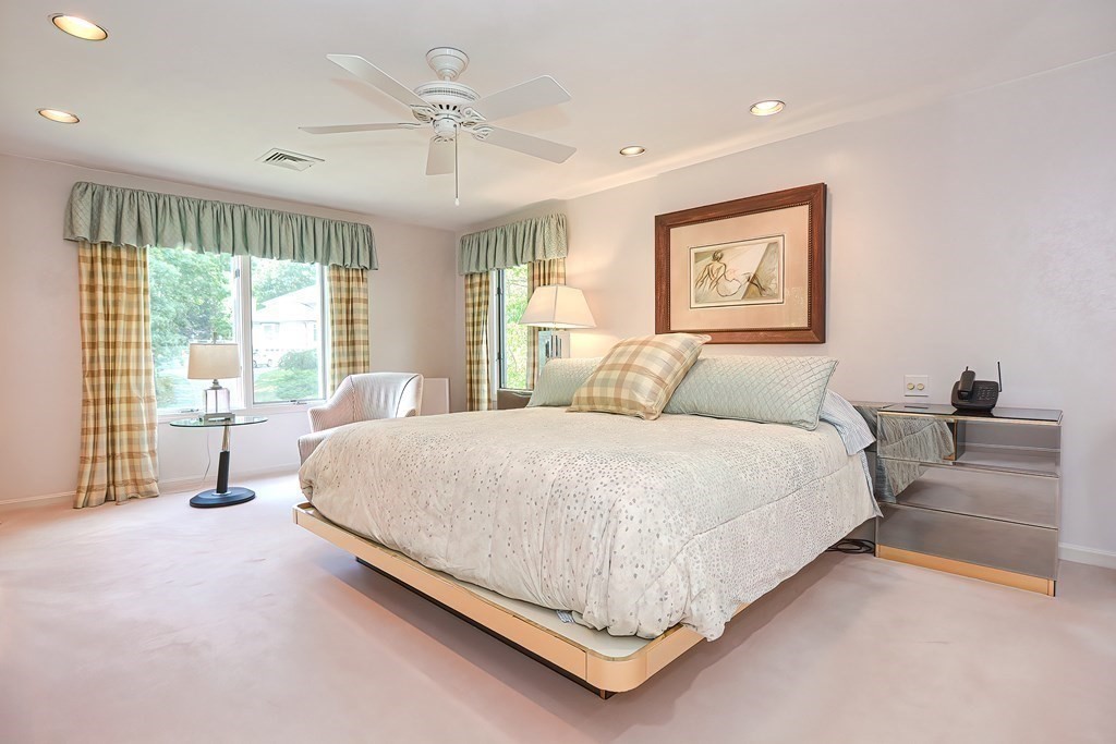 41 Castle Drive Sharon, MA 02067 - Photo 17 of 29