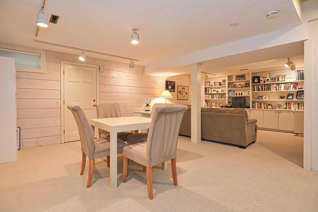 41 Castle Drive Sharon, MA 02067 - Photo 22 of 29