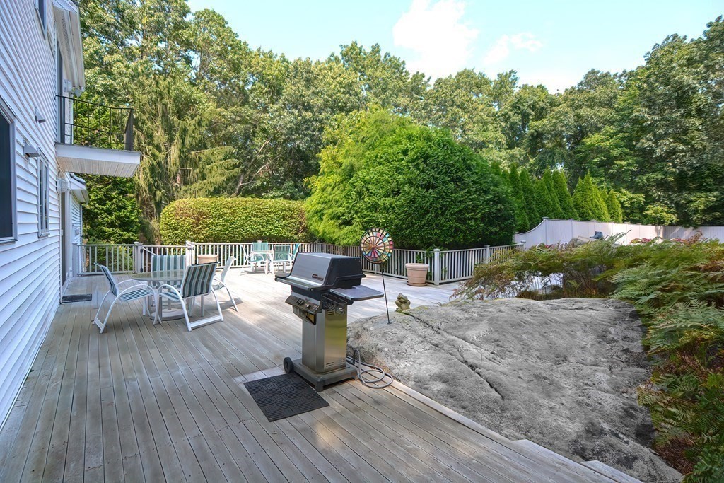41 Castle Drive Sharon, MA 02067 - Photo 27 of 29