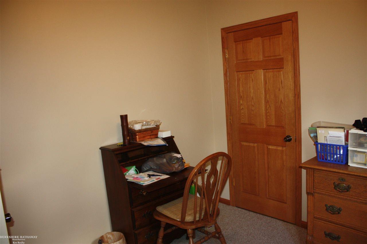 5048 Rochester Road Leonard, MI 48367 - Photo 15 of 68