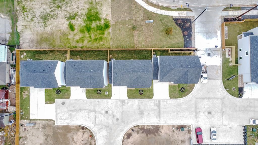 407 Stonework Oaks Lane Houston, TX 77076 - Photo 13 of 34 an aerial view of a house