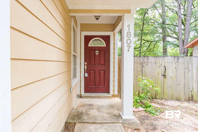 1807 Spring Brook Court Mobile, AL 36609 - Photo 3 of 15