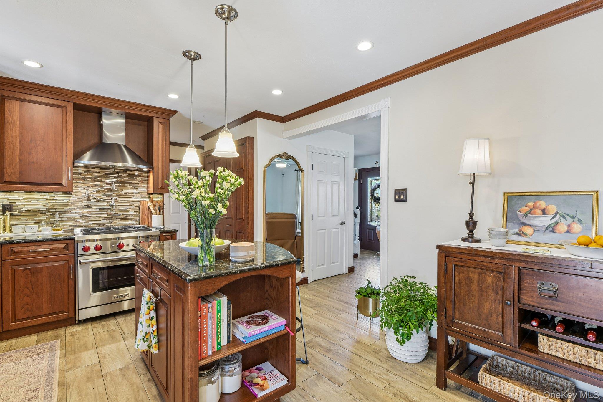 41 Orchid Road East Patchogue, NY 11772 - Photo 12 of 34