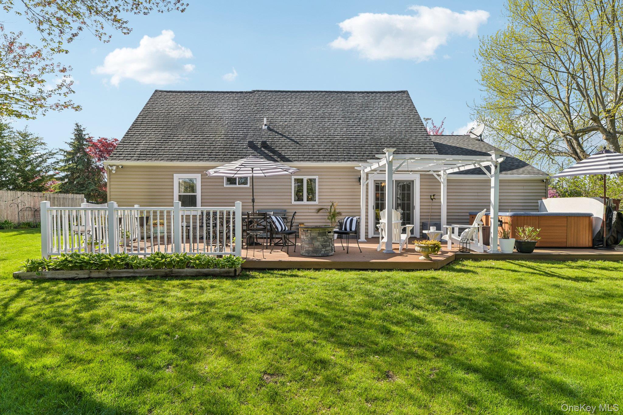 41 Orchid Road East Patchogue, NY 11772 - Photo 30 of 34