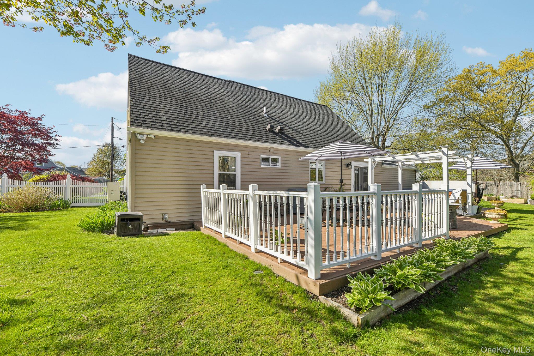 41 Orchid Road East Patchogue, NY 11772 - Photo 31 of 34