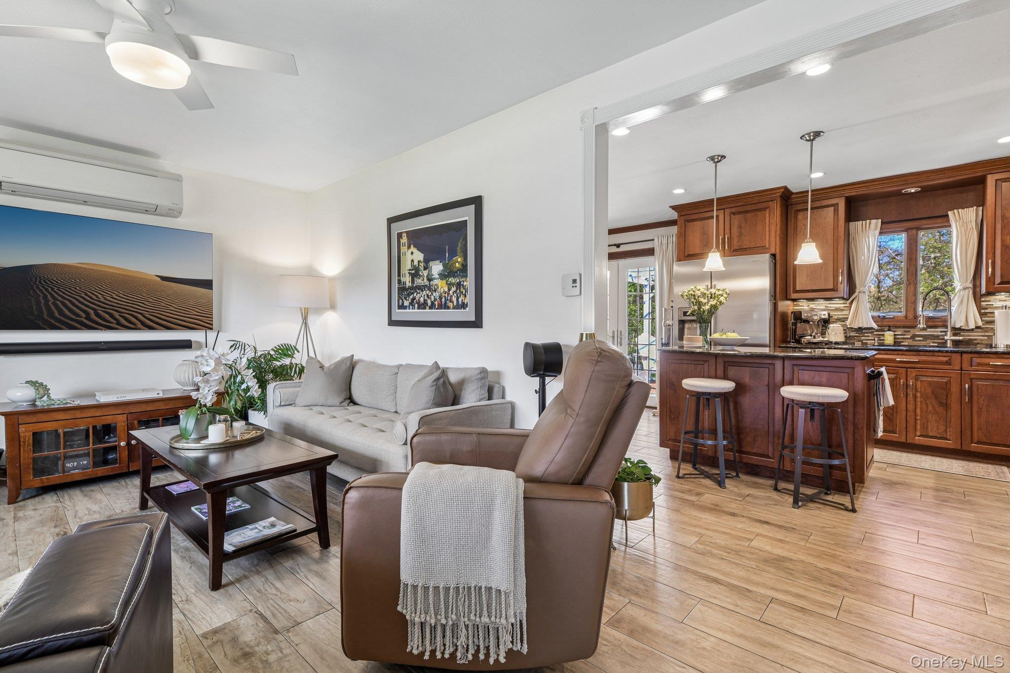41 Orchid Road East Patchogue, NY 11772 - Photo 8 of 34