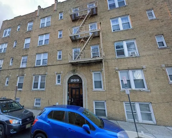 $1,595 | 269 Jewett Avenue, Unit B1, Jersey City, NJ 07304