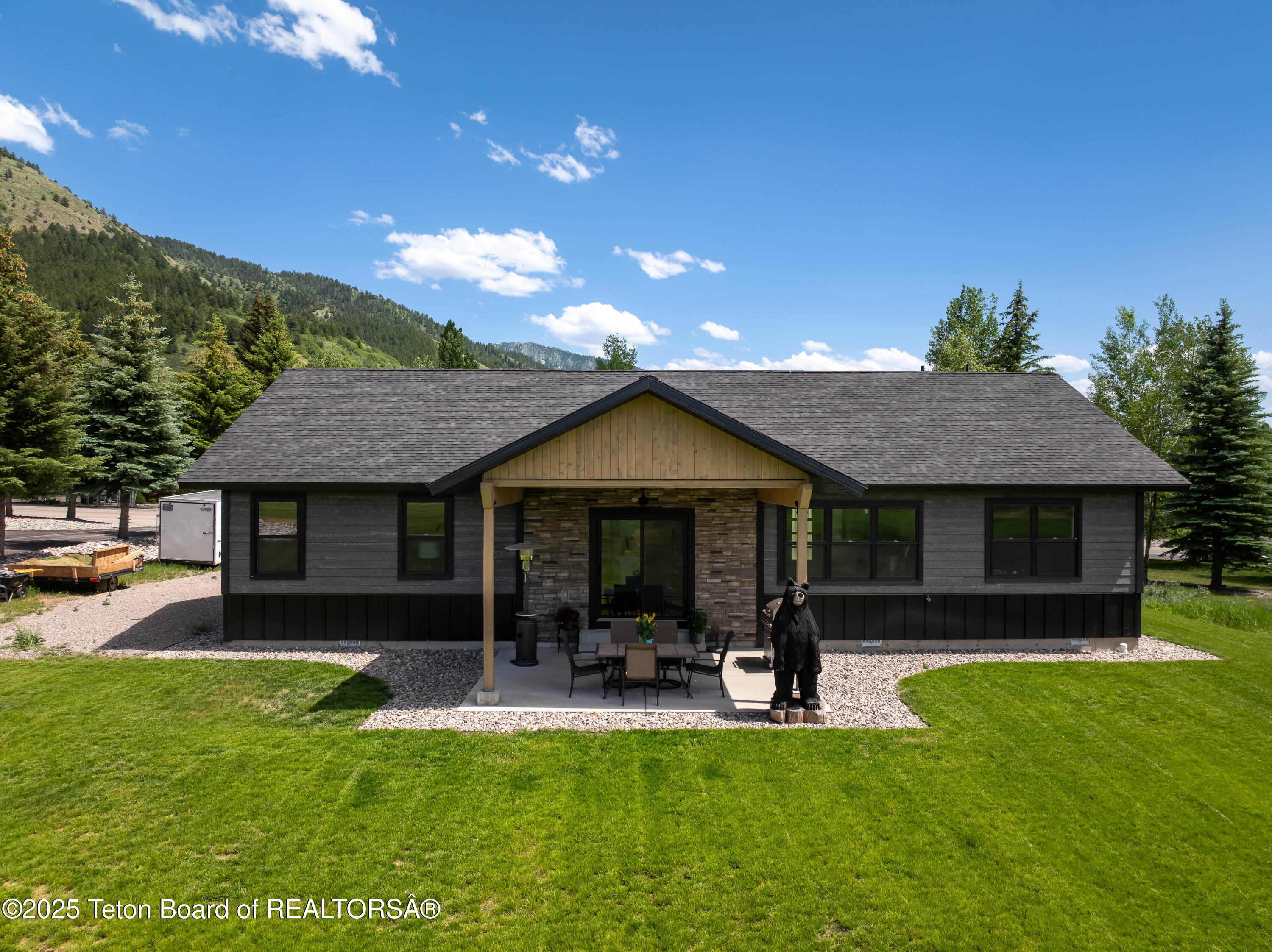 152 Porto Road Star Valley Ranch, WY 83127 - Photo 2 of 44 Entertaining and Views