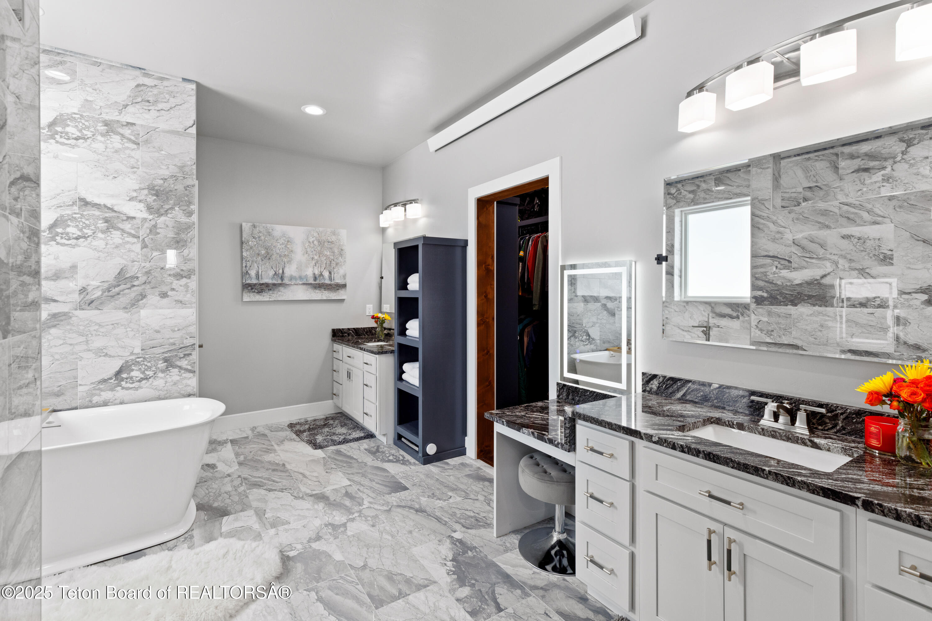 152 Porto Road Star Valley Ranch, WY 83127 - Photo 21 of 44 Huge En-Suite Bathroom-Stunning!