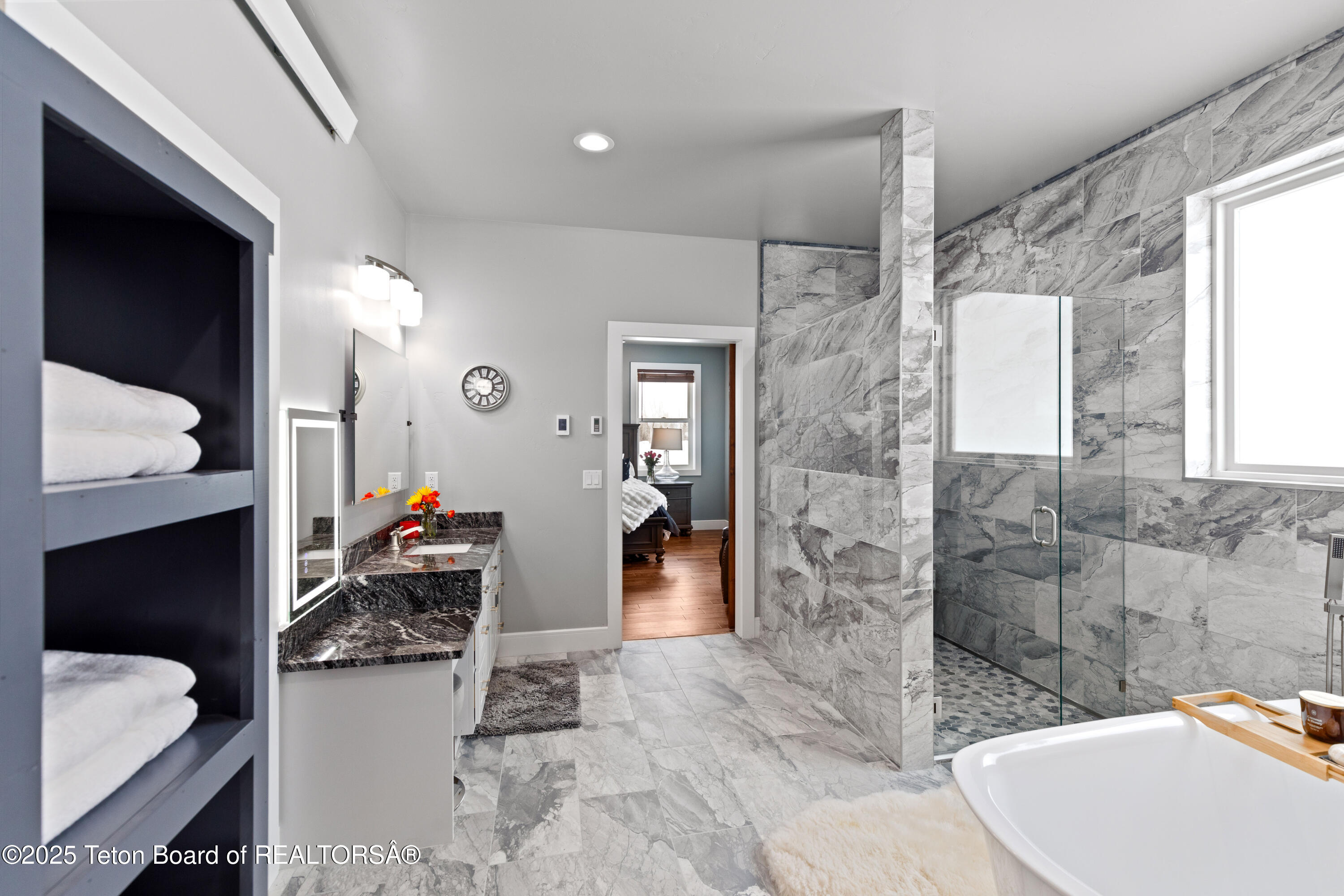 152 Porto Road Star Valley Ranch, WY 83127 - Photo 22 of 44 Fabulous Spa Bathroom