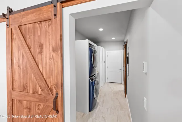 $845,000 | 152 Porto Road, Star Valley Ranch, WY 83127