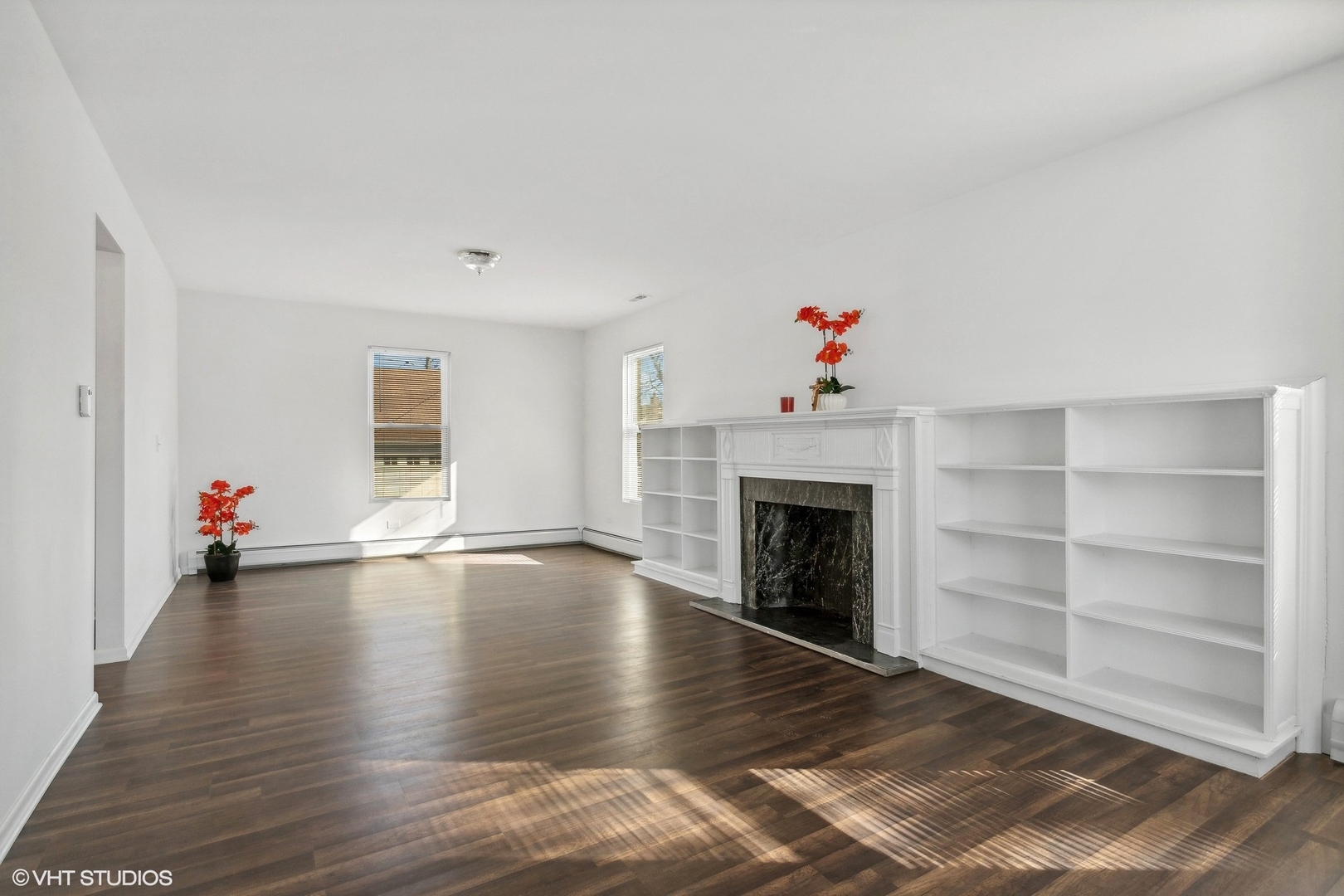 2335 2nd Avenue North Riverside, IL 60546 - Photo 3 of 36 Gallery Image 3
