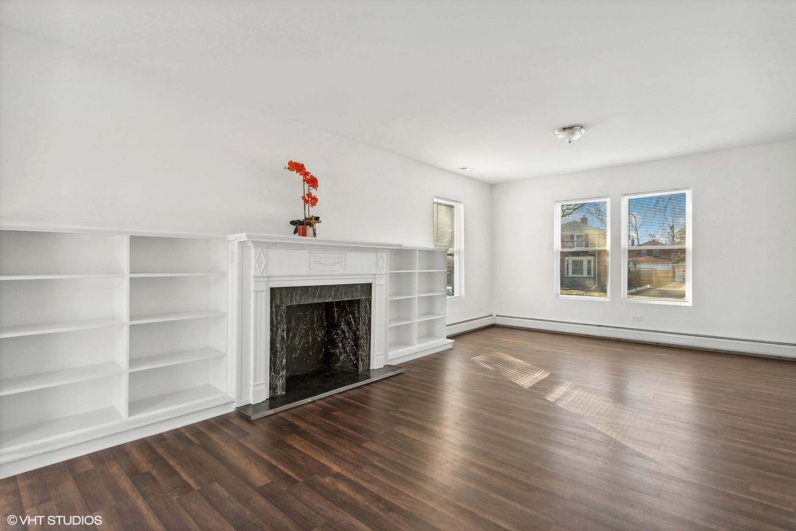 2335 2nd Avenue North Riverside, IL 60546 - Photo 4 of 36 Gallery Image 4