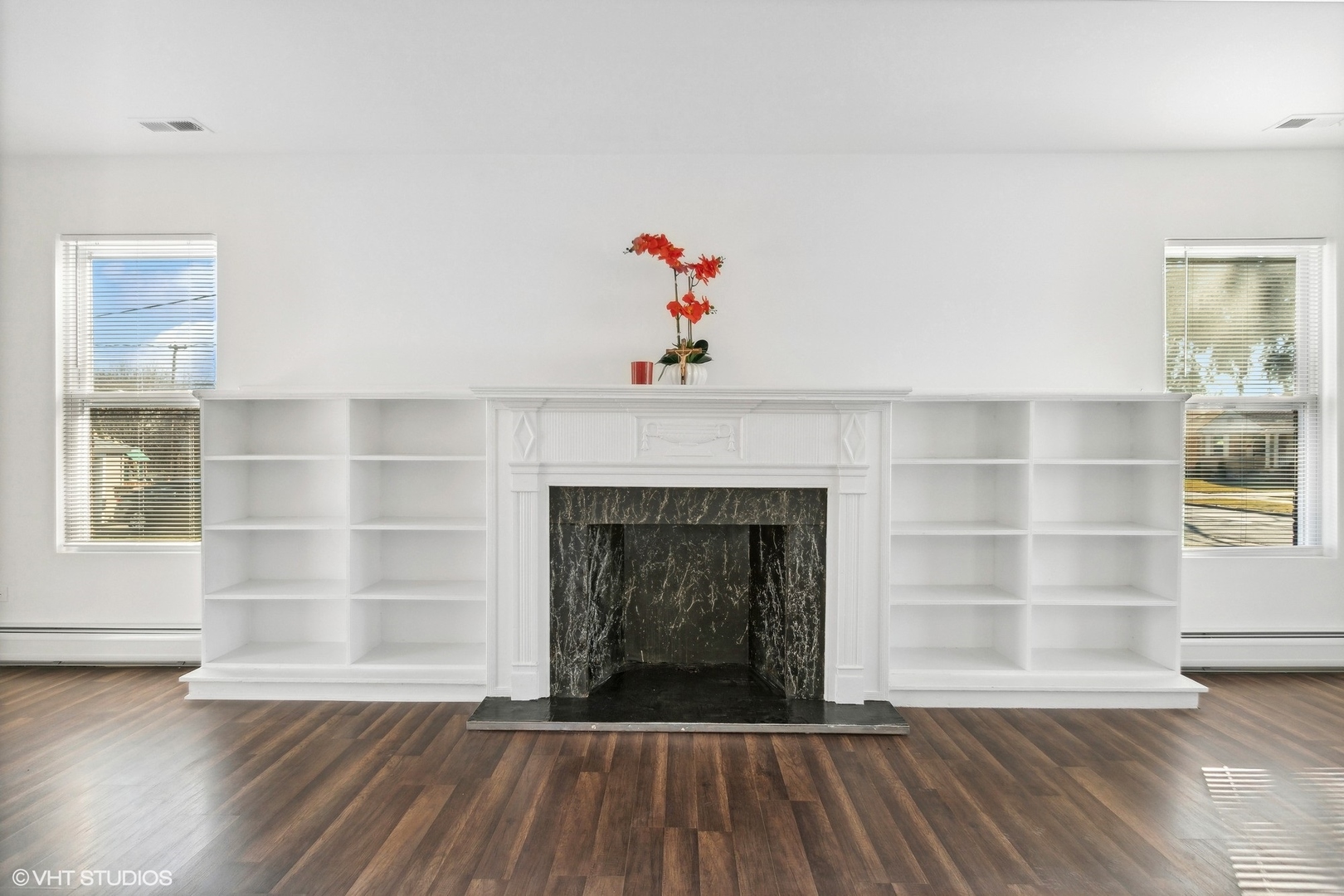 2335 2nd Avenue North Riverside, IL 60546 - Photo 5 of 36 Gallery Image 5