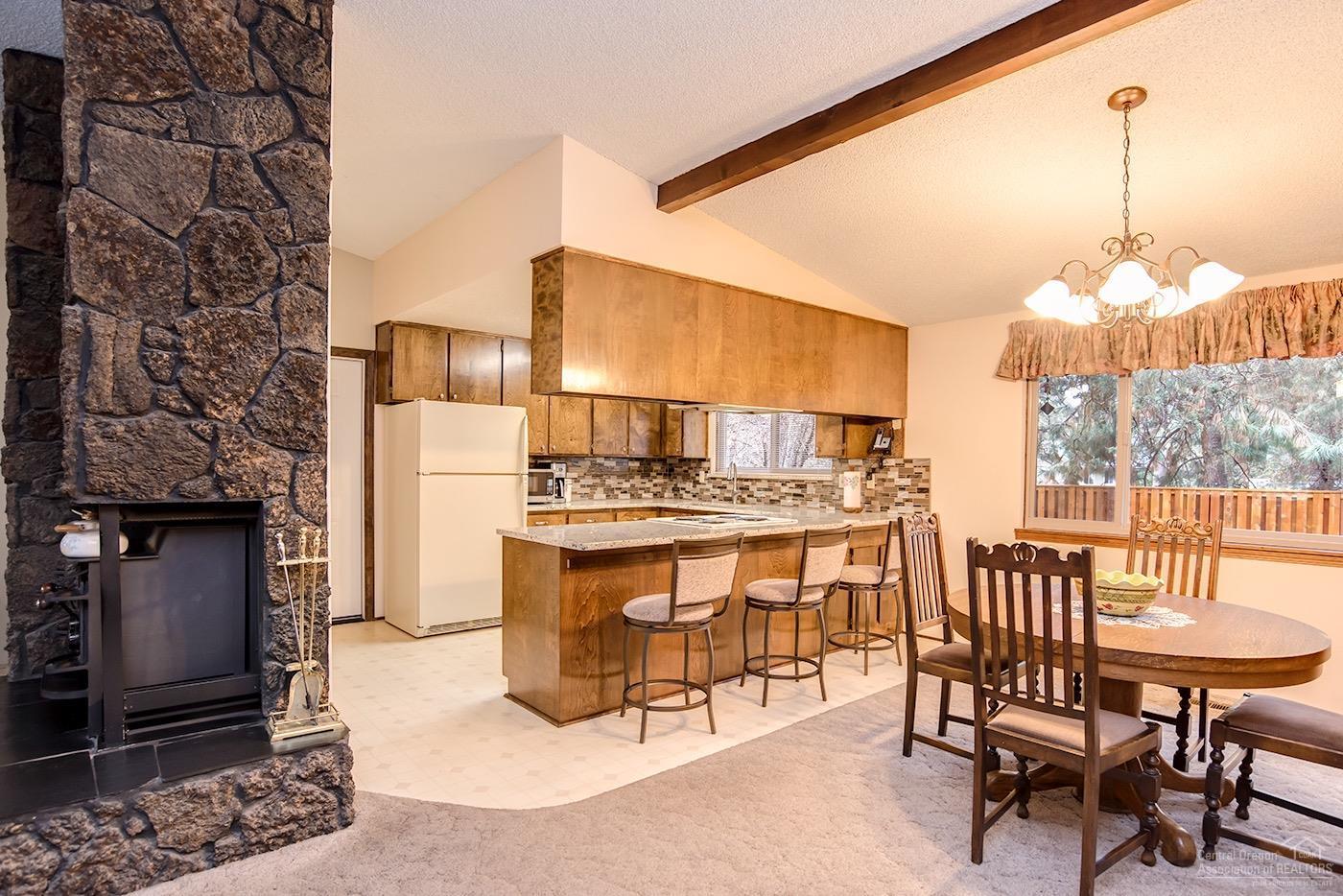 20249 Rae Road Bend, OR 97702 - Photo 10 of 23 Additional Photo