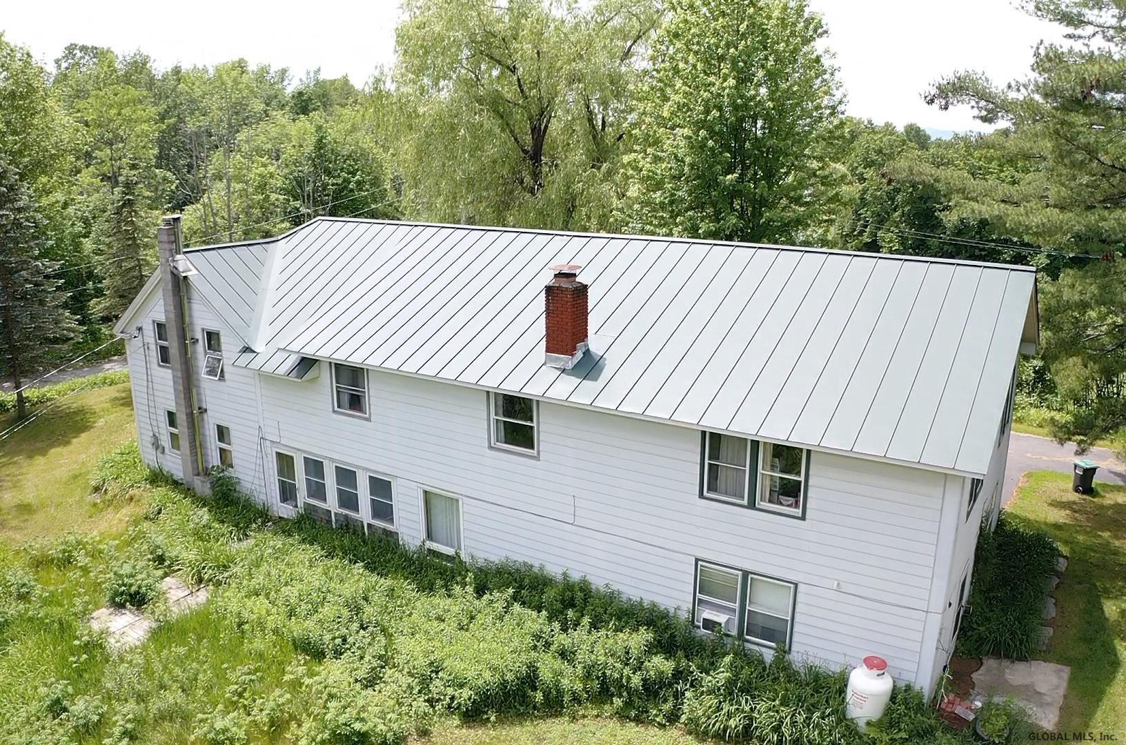 137 Chapman Road Hampton, NY 12887 - Photo 6 of 15 Photo 6