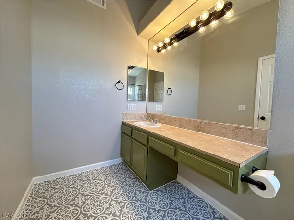 $1,695 | 2050 North Los Feliz Street, Unit 115, Las Vegas, NV 89156