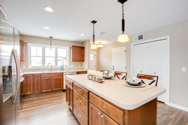 $439,900 | 2242 8th Lane Southeast, Cambridge, MN 55008