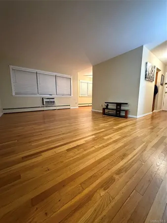 $315,000 | 235 North Middletown Road, Unit D, Pearl River, NY 10965
