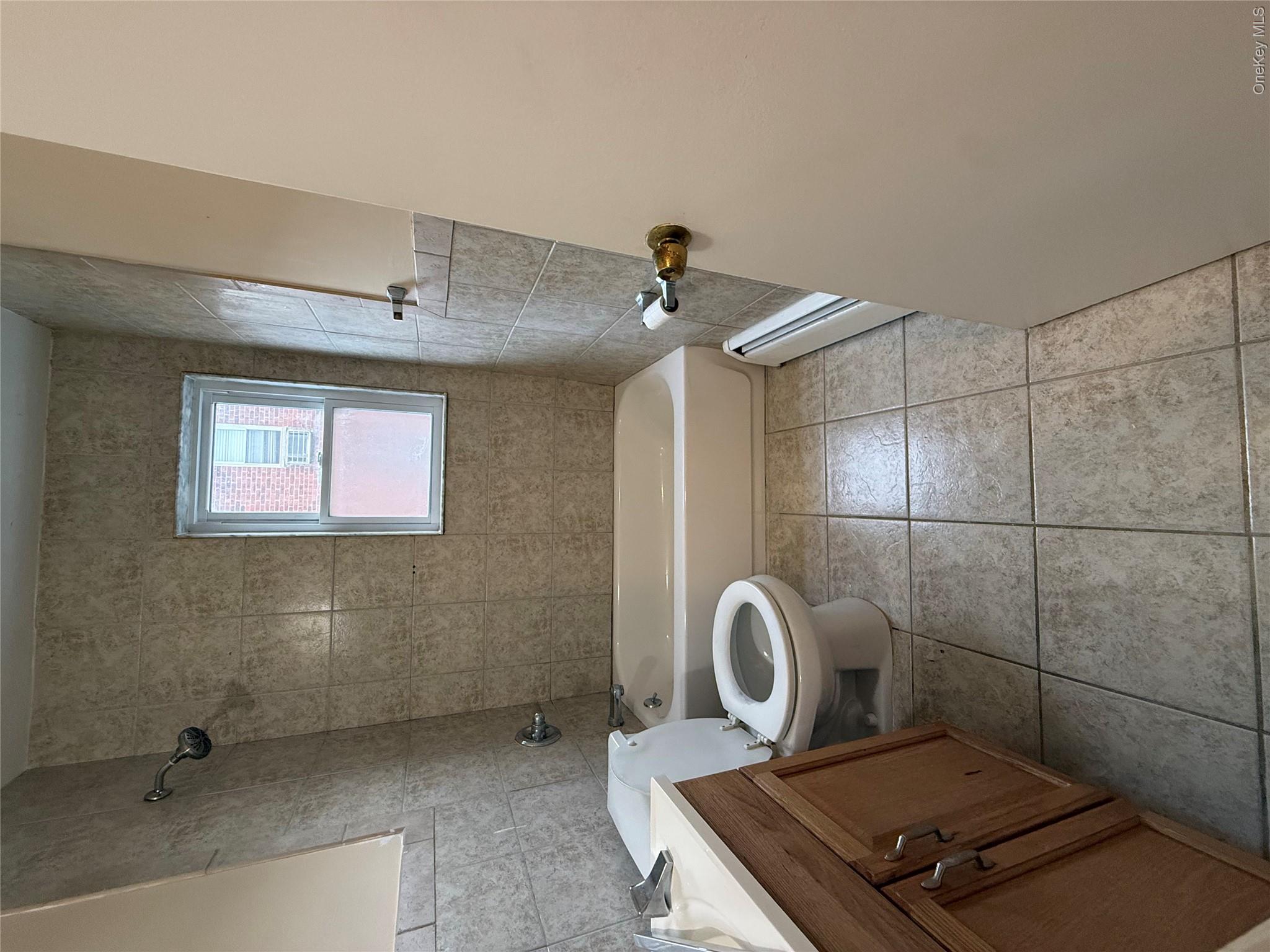 235 North Middletown Road, Unit D Pearl River, NY 10965 - Photo 4 of 12