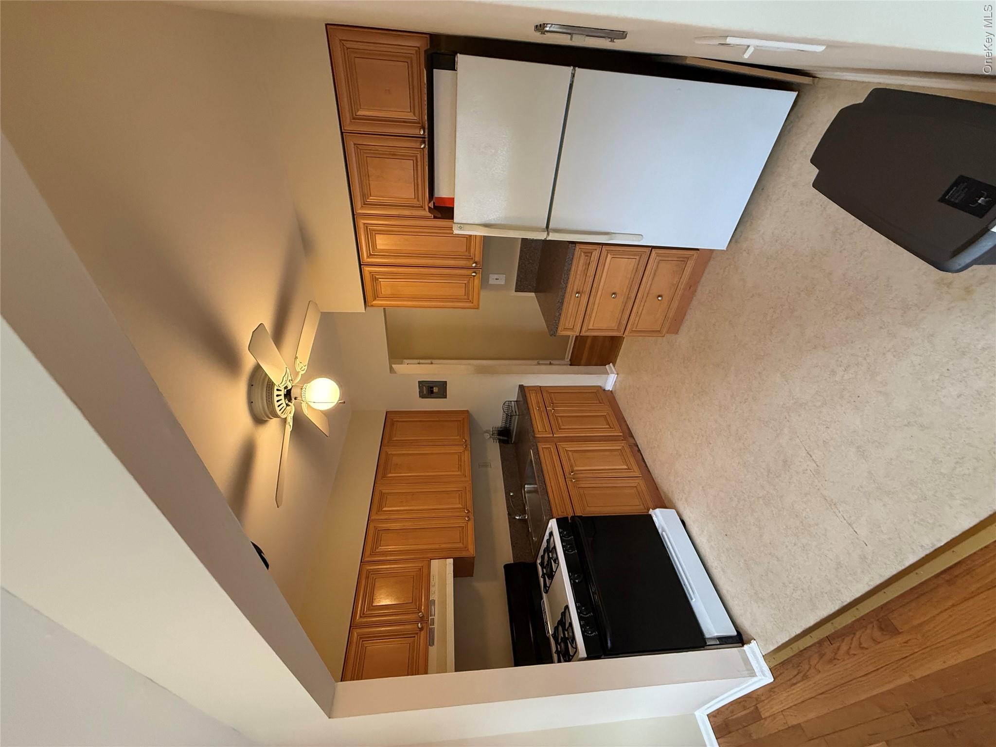 235 North Middletown Road, Unit D Pearl River, NY 10965 - Photo 7 of 12