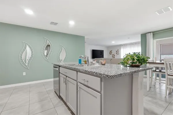 $295,000 | 11369 Southeast 67th Circle, Belleview, FL 34420