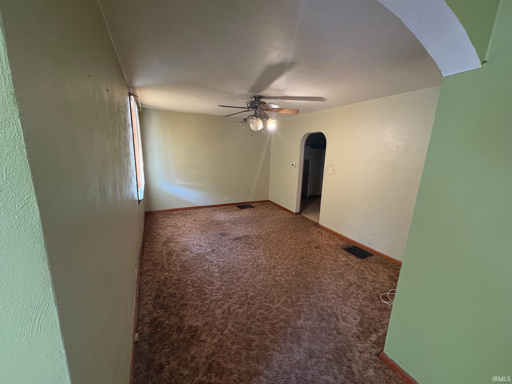 814 West Division Road Huntington, IN 46750 - Photo 5 of 11 Gallery Image 5