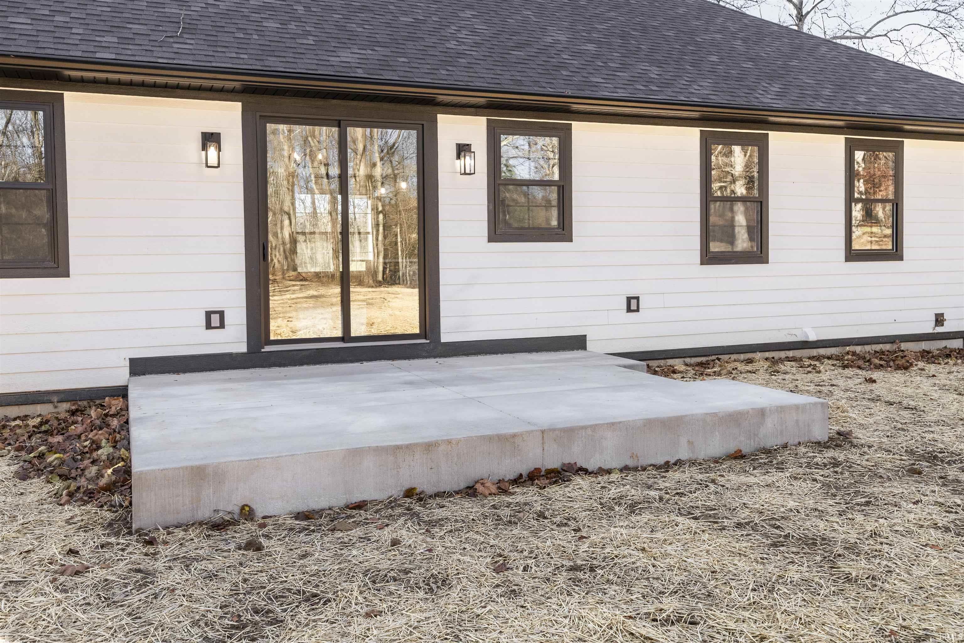 8190 South Stanford Road Bloomington, IN 47403 - Photo 31 of 35