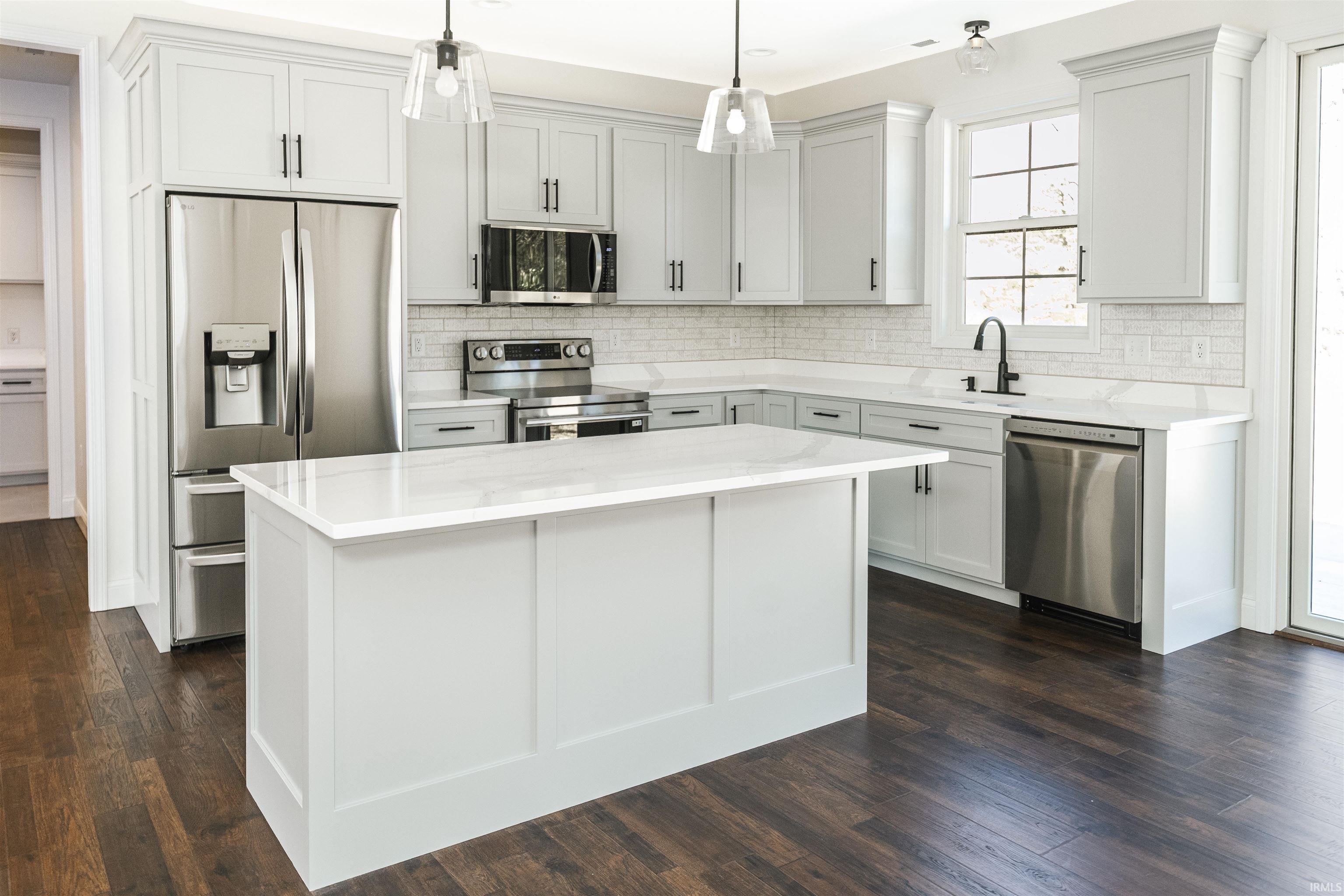 8190 South Stanford Road Bloomington, IN 47403 - Photo 8 of 35