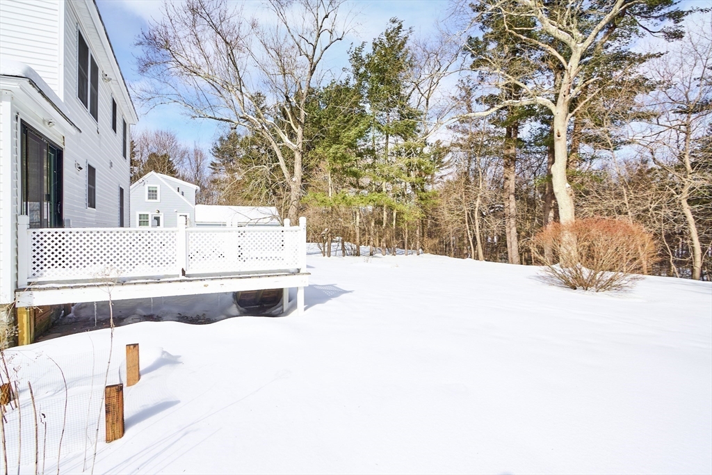 163 Dunstable Road Chelmsford, MA 01863 - Photo 28 of 29 Gallery Image 28