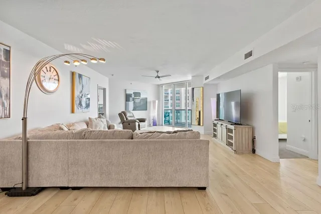 $299,000 | 231 Riverside Drive, Unit 1904, Daytona Beach, FL 32117