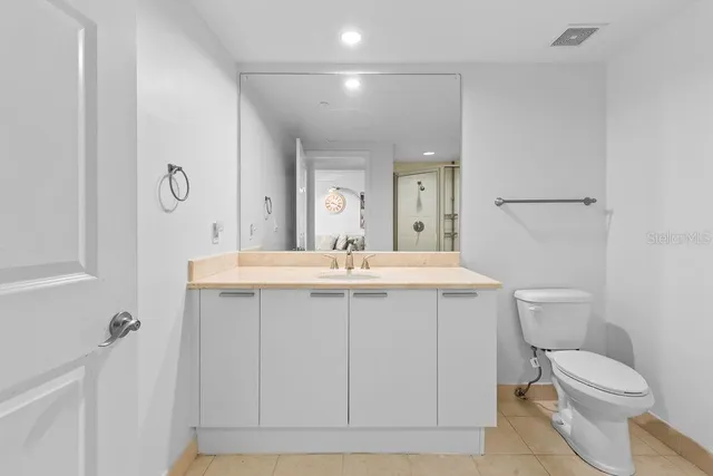 $299,000 | 231 Riverside Drive, Unit 1904, Daytona Beach, FL 32117