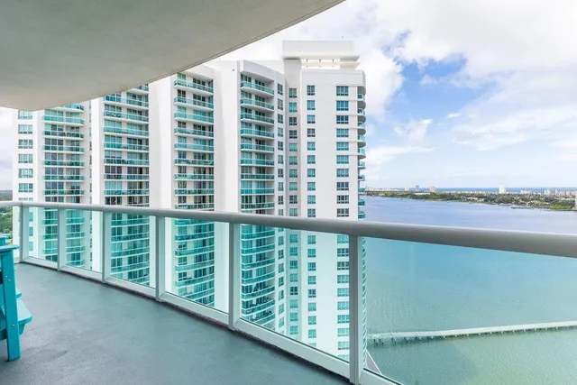 $299,000 | 231 Riverside Drive, Unit 1904, Daytona Beach, FL 32117