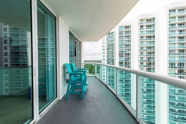 $299,000 | 231 Riverside Drive, Unit 1904, Daytona Beach, FL 32117