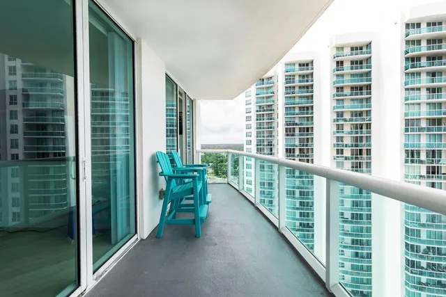 $299,000 | 231 Riverside Drive, Unit 1904, Daytona Beach, FL 32117