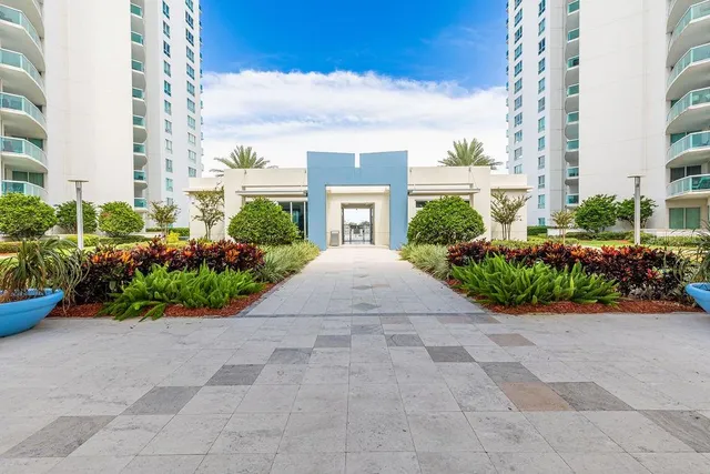 $299,000 | 231 Riverside Drive, Unit 1904, Daytona Beach, FL 32117