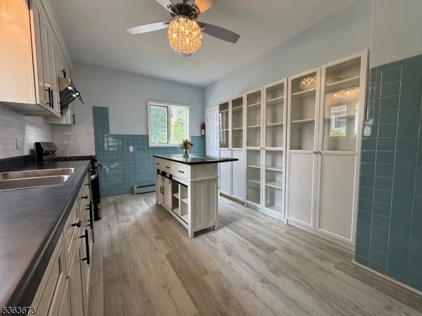 $2,800 | 636 Linden Avenue, Rahway, NJ 07065