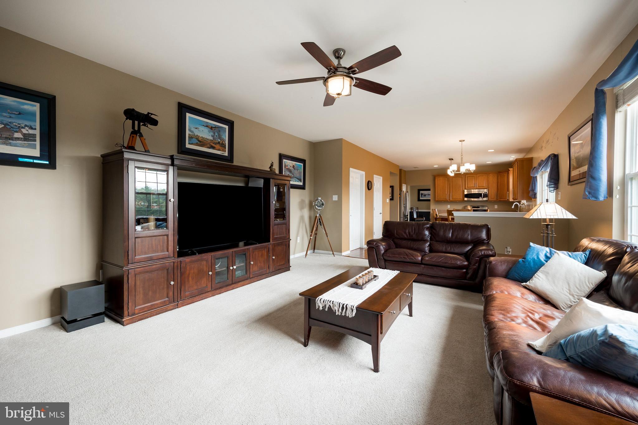 1002 Circle Court Pottstown, PA 19465 - Photo 13 of 46 Family Room