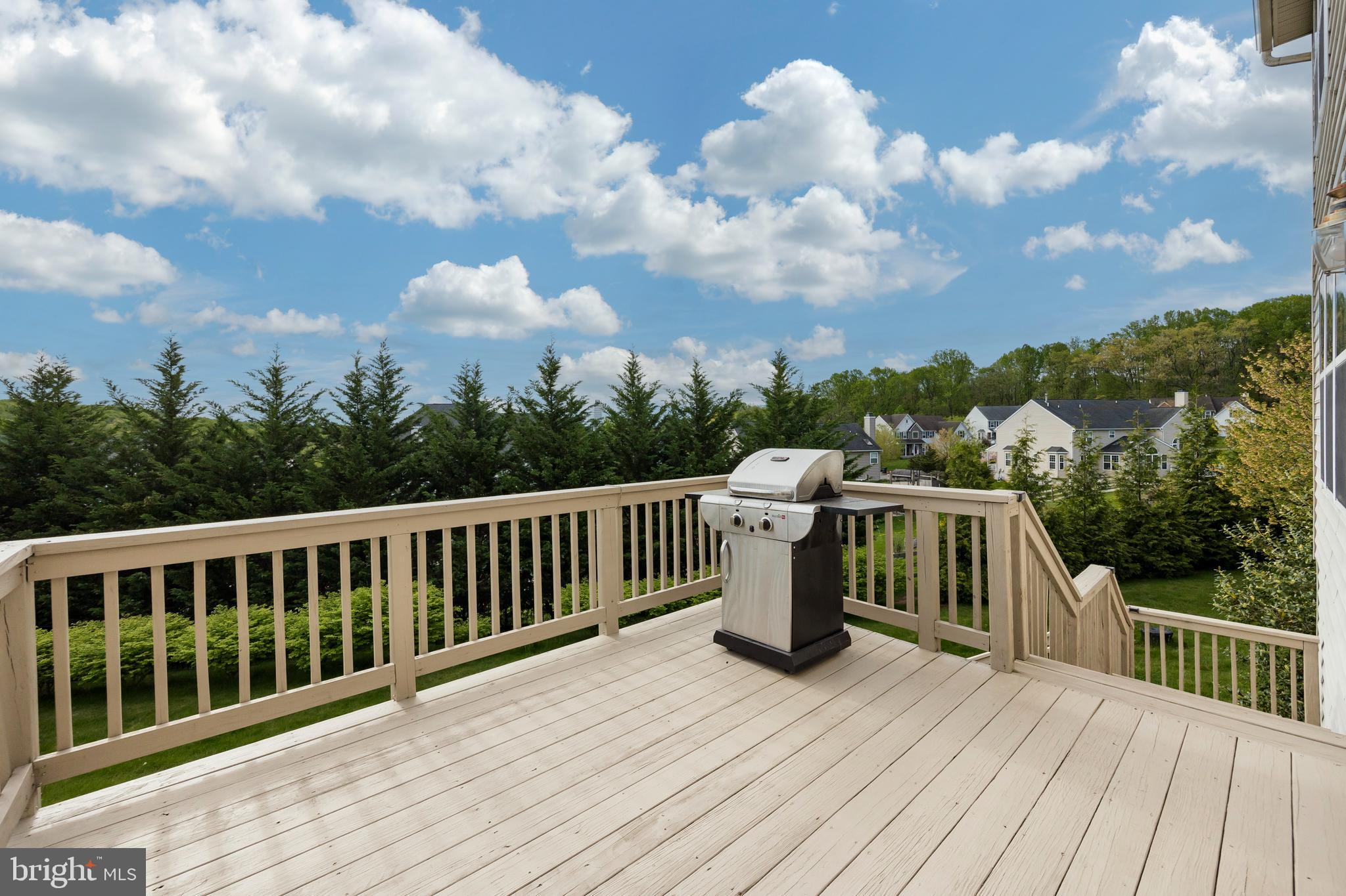 1002 Circle Court Pottstown, PA 19465 - Photo 5 of 46