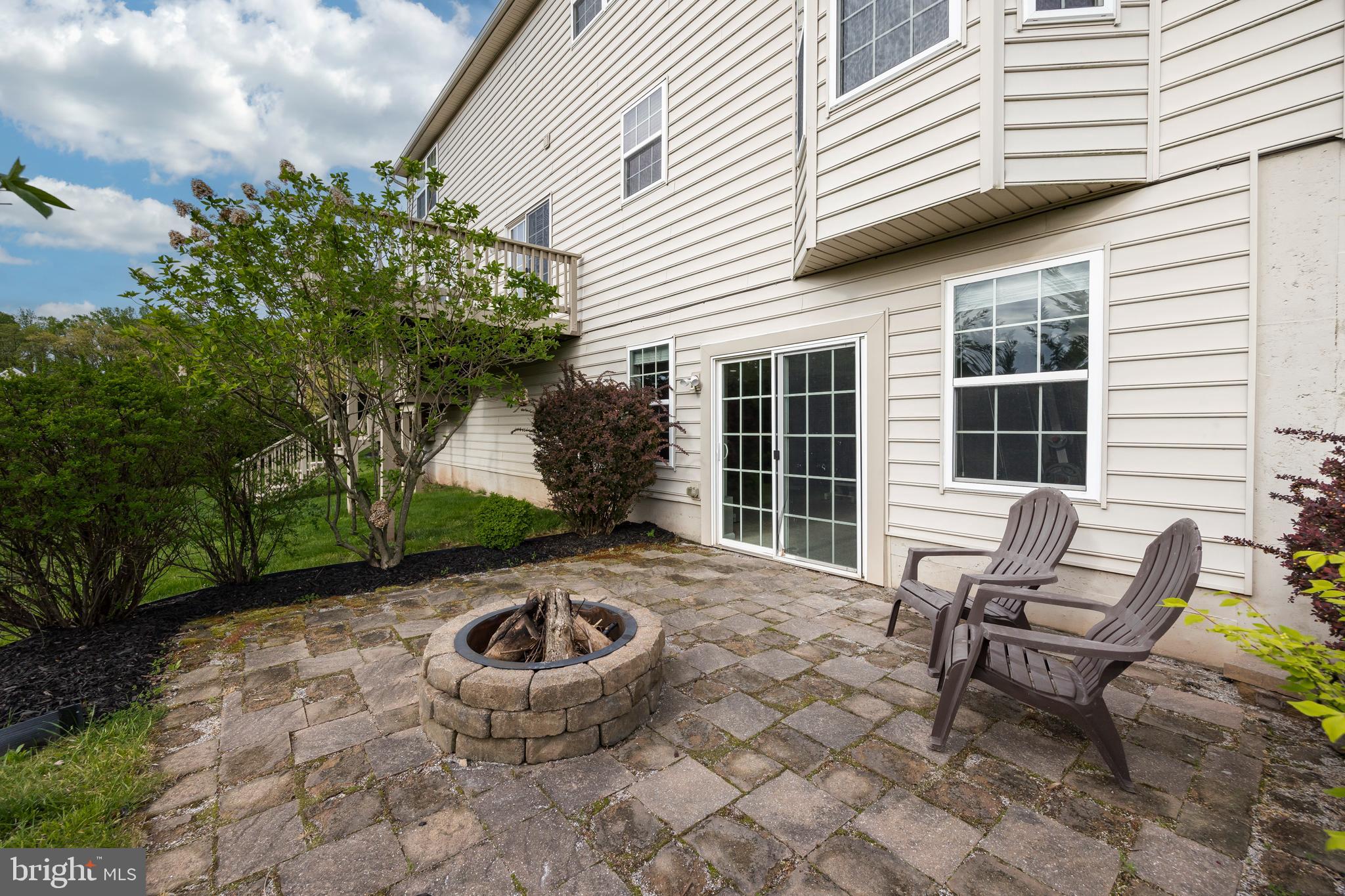 1002 Circle Court Pottstown, PA 19465 - Photo 6 of 46