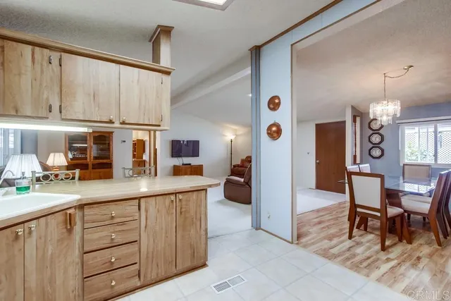 $425,000 | 525 West El Norte Parkway, Unit 10, Escondido, CA 92026