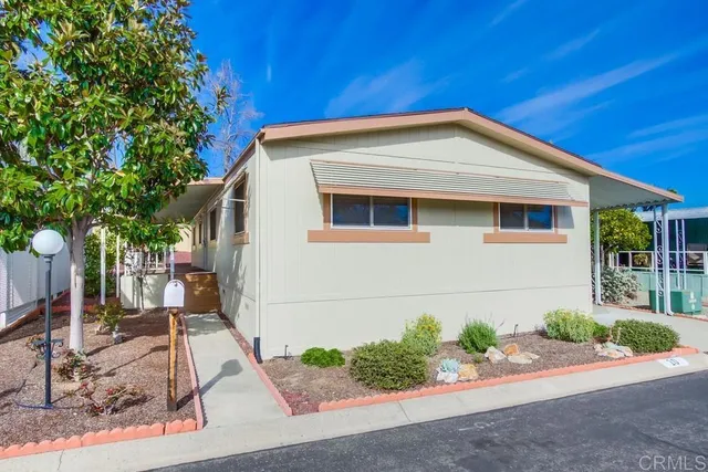 $425,000 | 525 West El Norte Parkway, Unit 10, Escondido, CA 92026