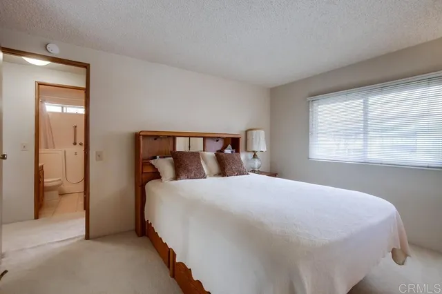 $425,000 | 525 West El Norte Parkway, Unit 10, Escondido, CA 92026