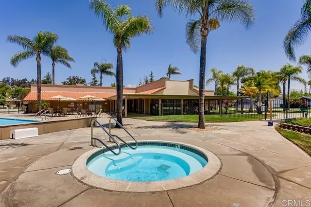 $425,000 | 525 West El Norte Parkway, Unit 10, Escondido, CA 92026