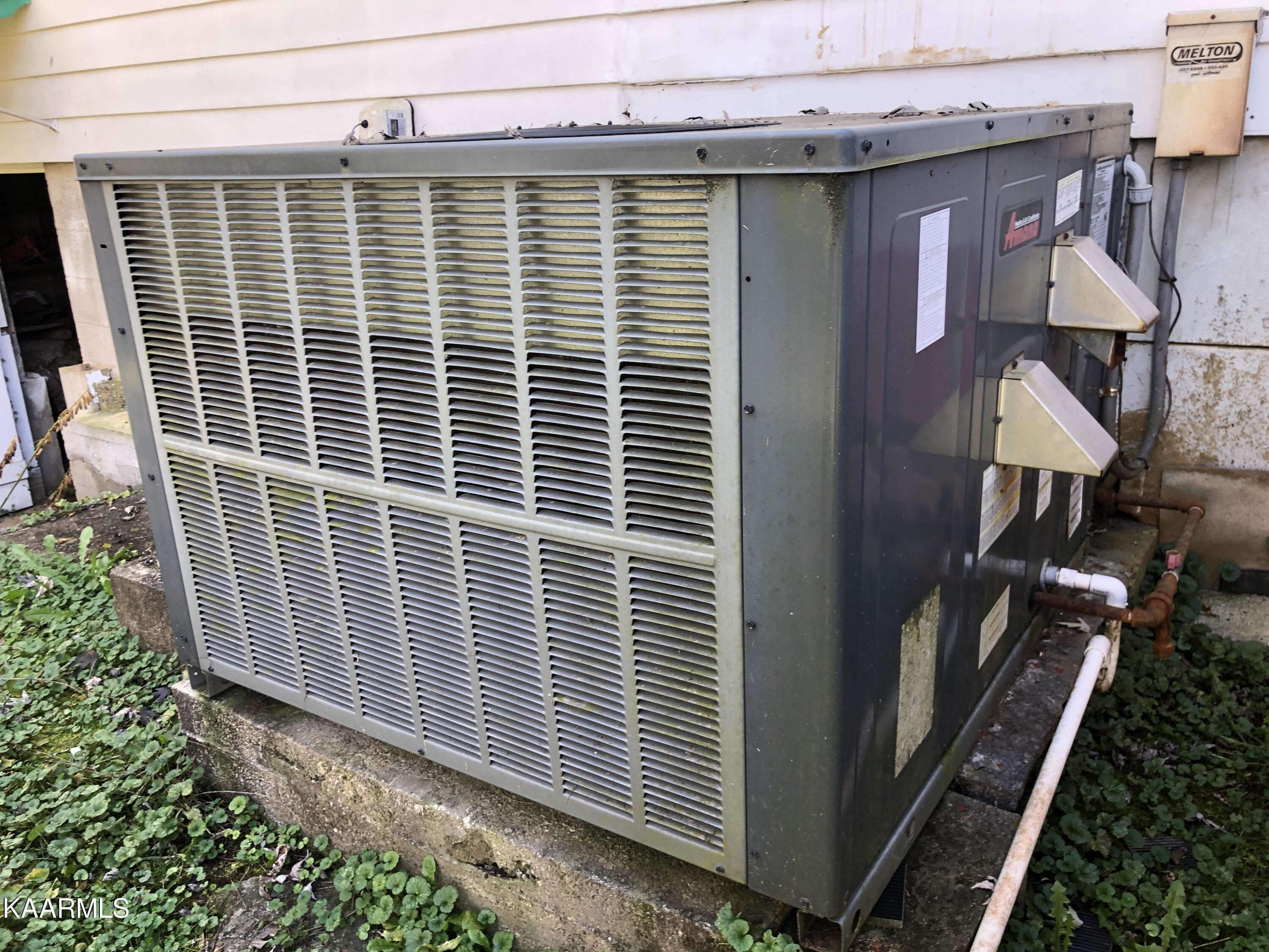 246 Jefferson Avenue Oak Ridge, TN 37830 - Photo 23 of 25 Amana Gas Pack HVAC Unit IMG_3219