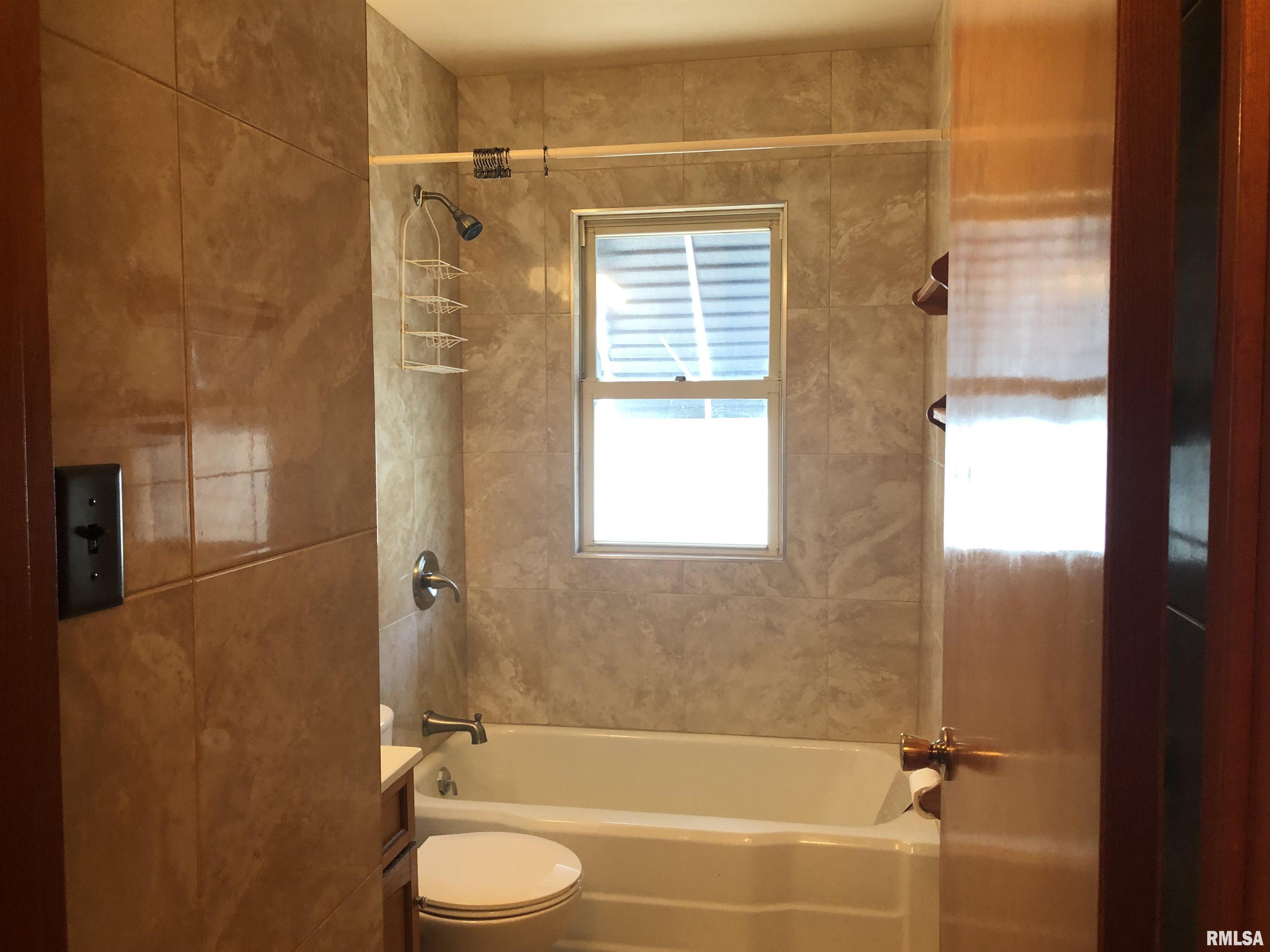 2105 North 22nd Street Springfield, IL 62702 - Photo 11 of 22 Gallery Image 11