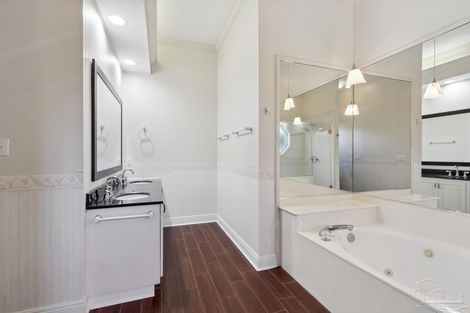 2870 Masters Boulevard Navarre, FL 32566 - Photo 25 of 50