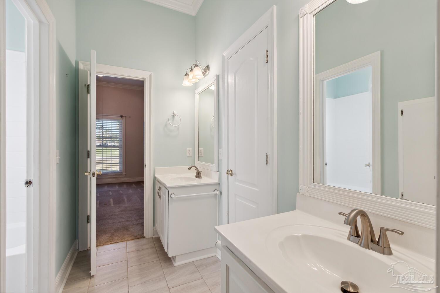 2870 Masters Boulevard Navarre, FL 32566 - Photo 34 of 50